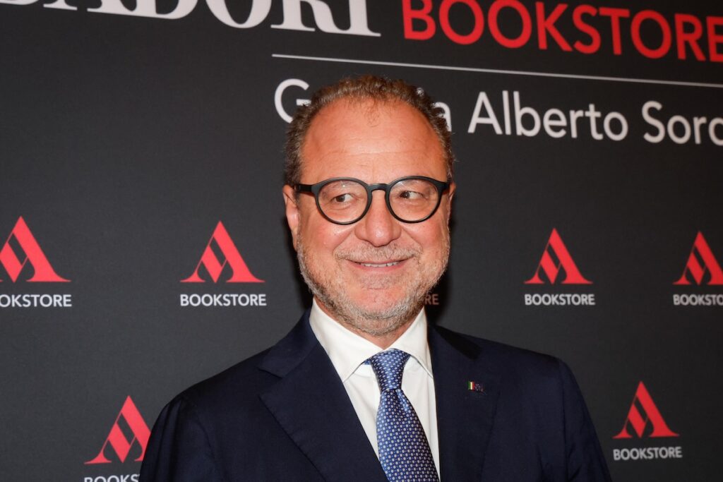 Pressing interno su Barelli nella fronda di Forza Italia, si valuta cambio alla Camera