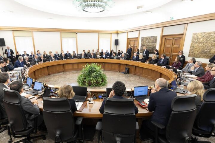 Riforma della giustizia: domani i italiani votano su cambiamenti cruciali per il Csm