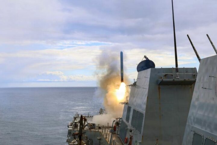 Teheran affronta i nuovi attacchi: Trump offre dialogo ai leader iraniani