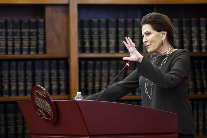 Tensione nel centrodestra: Santanchè si dimette e Zaia emerge come possibile successore