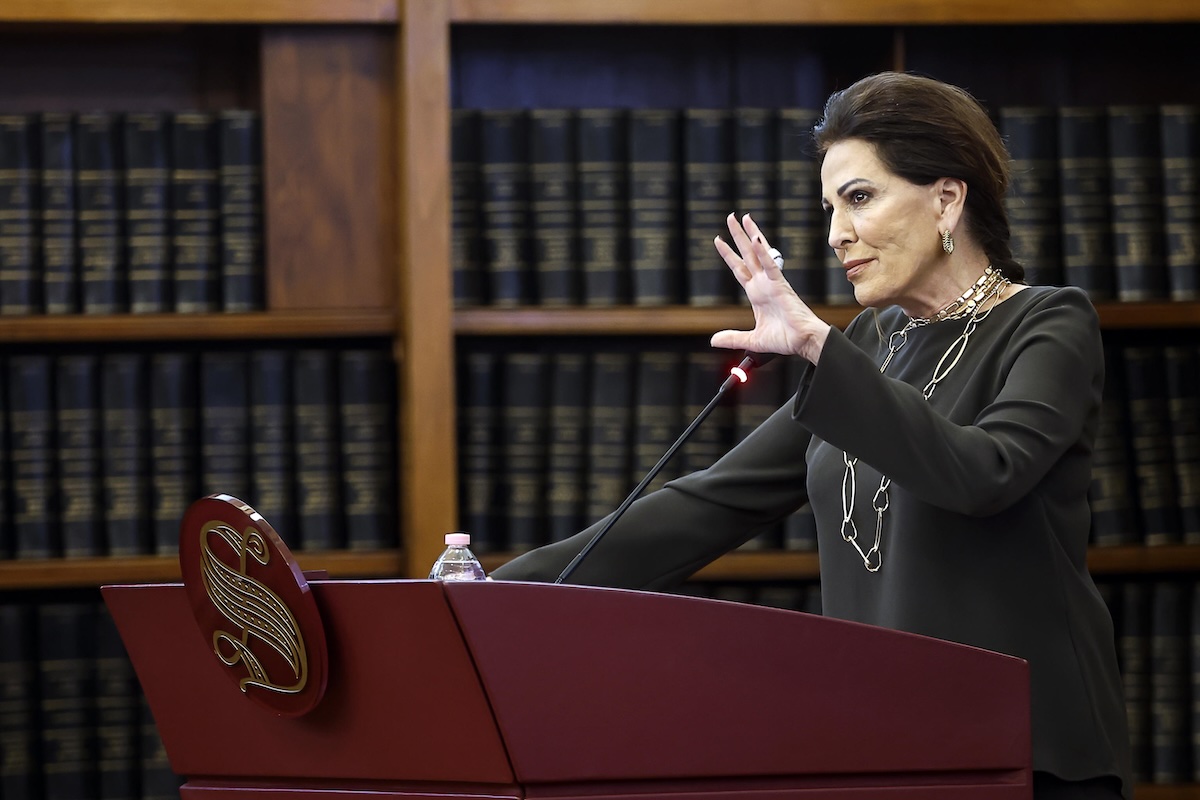 Tensione nel centrodestra: Santanchè si dimette e Zaia emerge come possibile successore