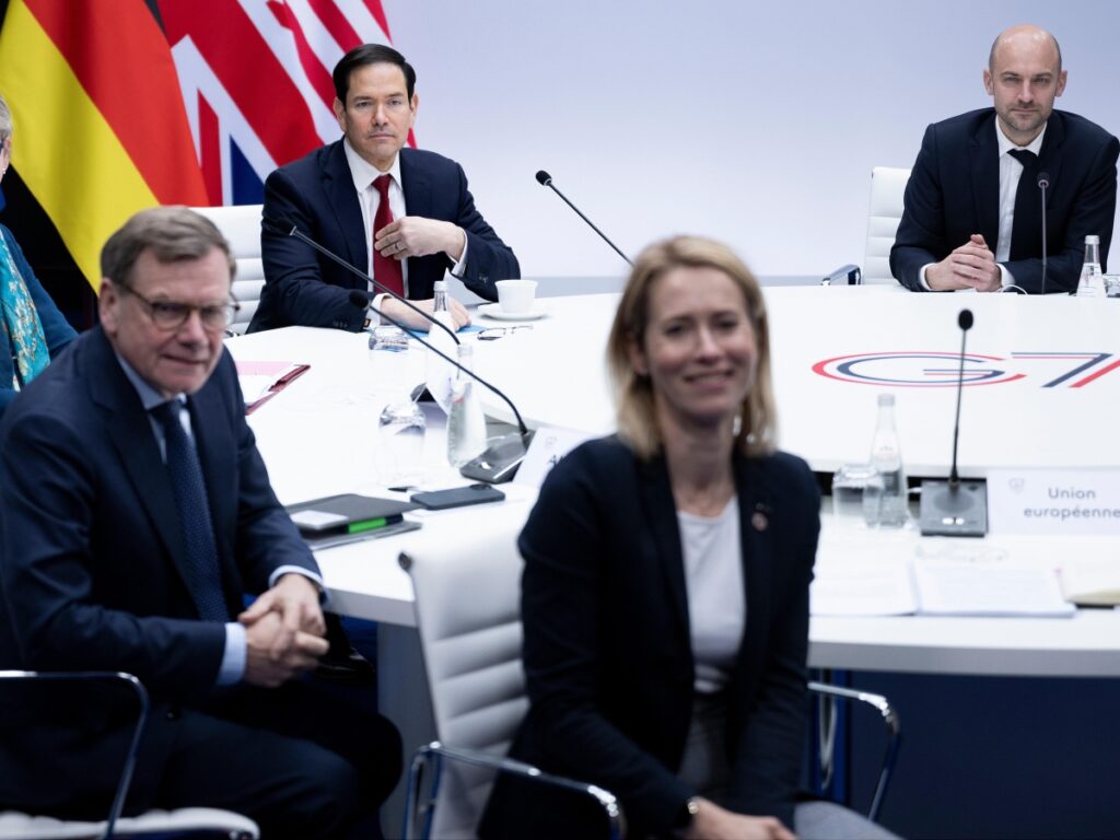 Tensione tra Kaja Kallas e Marco Rubio al G7: critica Usa sulla pressione a Mosca