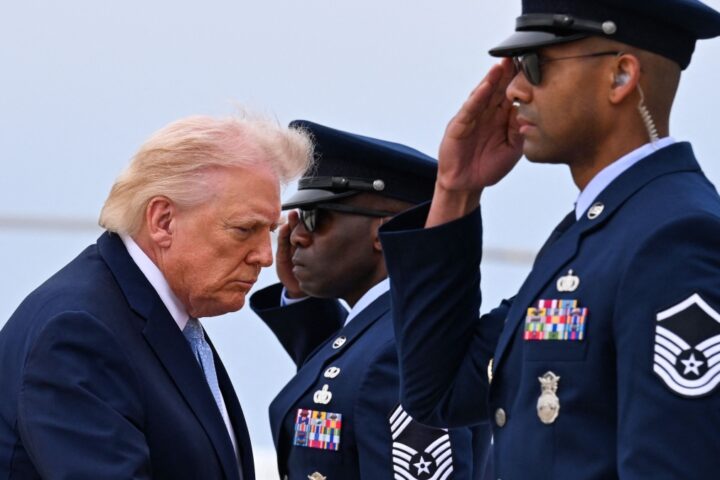 Trump attacca i partner Nato: «Codardi» e rifiuto di aprire lo Stretto di Hormuz