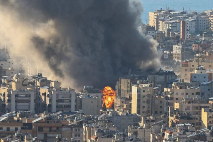 Trump avverte l'Iran: nessun accordo, solo resa incondizionata