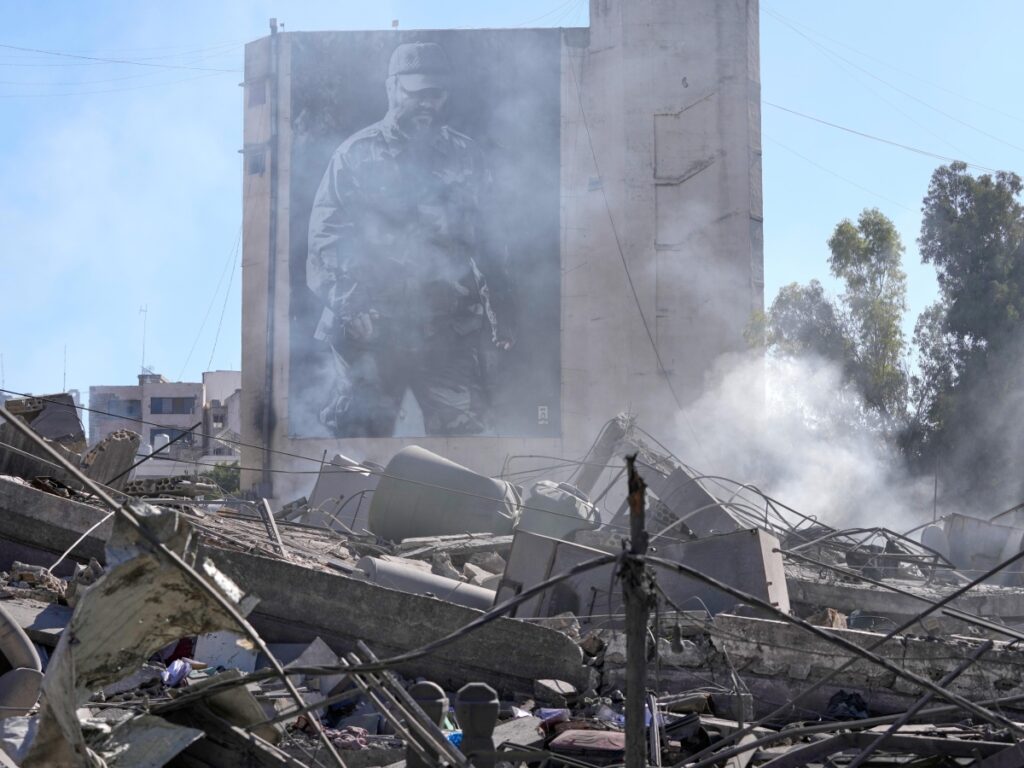 Trump: il figlio di Khamenei non è un leader accettabile, serve pace in Iran