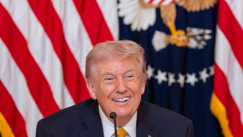 Trump rivela diagnosi terminale di un deputato: «Potrebbe morire entro giugno»