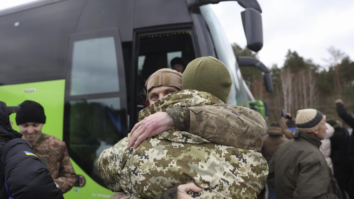 Trump sollecita Zelensky a trovare un accordo per porre fine alla guerra in Ucraina