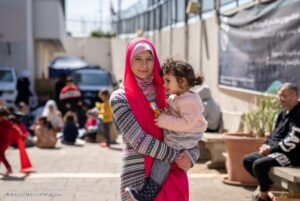 Unicef: 370.000 bambini sfollati e 121 uccisi in tre settimane di conflitto in Libano