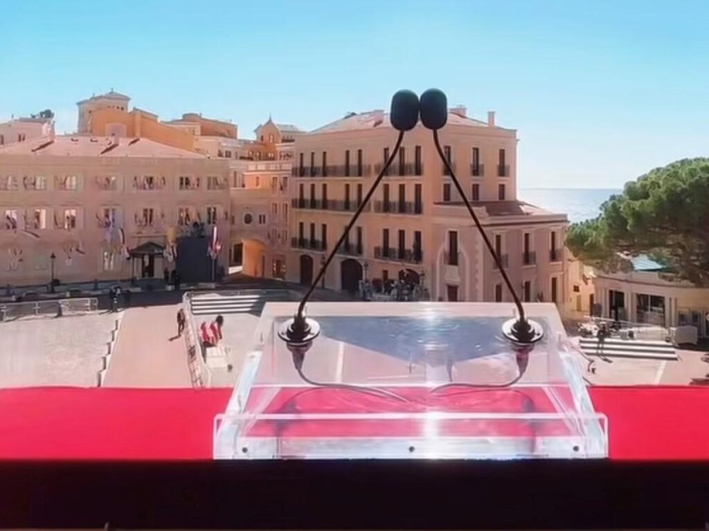 Visita storica di Leone XIV a Monaco: celebrazioni al palazzo dei principi e messa allo stadio