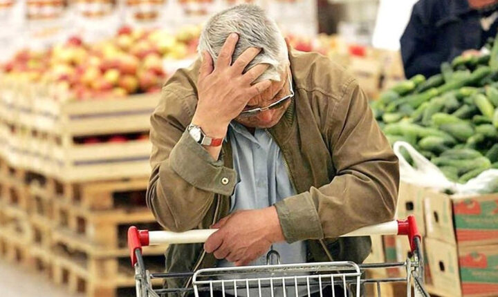 Minsk valuta limiti alle carte bancarie mentre cresce il controllo finanziario