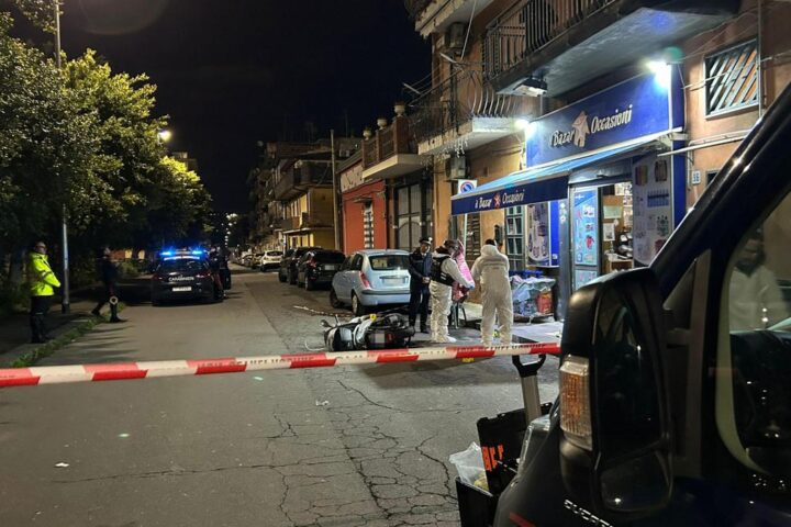 Accoltellamento a Catania: arrestato l'ex marito della vittima, non accettava la separazione