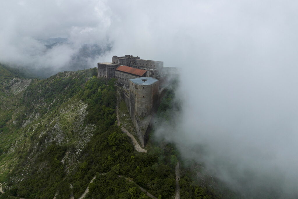 Almeno trenta morti nella calca all'ingresso della Citadelle Laferrière in Haiti