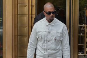 Annullato il concerto di Kanye West in Polonia a causa delle sue dichiarazioni antisemite