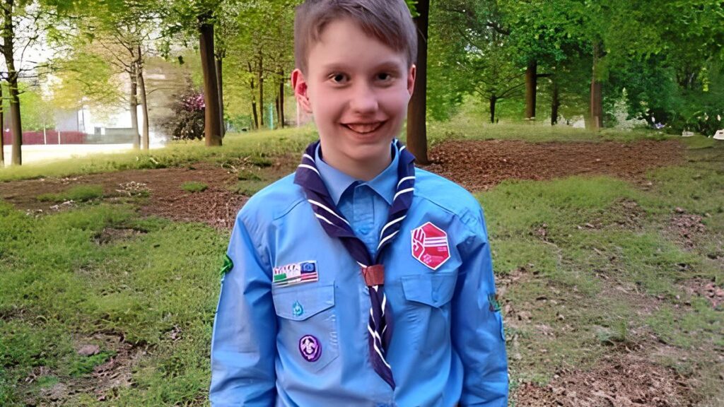 Antonio Bertoli, 12 anni, diventa Alfiere della Repubblica per il suo volontariato con ragazzi autistici