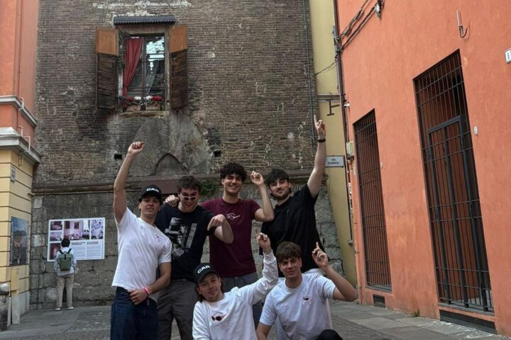 Arrampicata a mani nude alla Torre Prendiparte: Andrea Bonzi scalerà la storica torre di Bologna