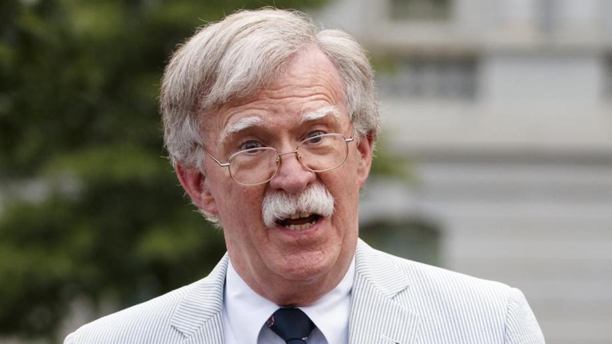 Bolton: «Nessun accordo con l'Iran senza azione militare, il plutonio è una minaccia»