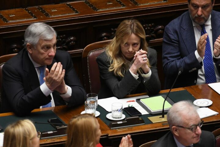 Bruno Vespa analizza il dossier sulla legge elettorale: Meloni insiste sulla riforma nonostante i dubbi di Forza Italia