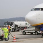 Bruxelles monitora l'aumento dei prezzi del jet fuel e prepara misure temporanee per le compagnie aeree