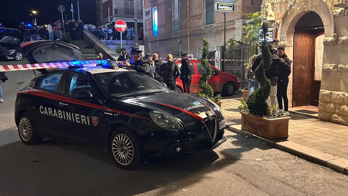 Cameriere ucciso per errore in un ristorante di Bisceglie durante un agguato
