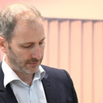 Casaleggio accusa Conte: «I valori del M5s sono scomparsi. Lasci il nome e il simbolo»