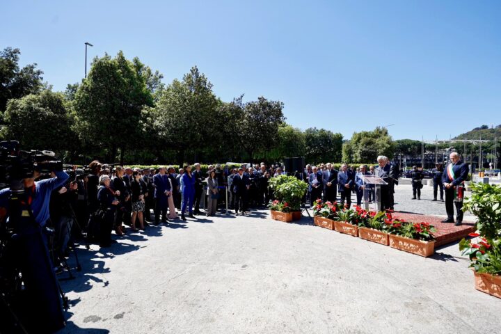 Cinque nuovi Giusti commemorati al Giardino della Farnesina per onorare la diplomazia del bene