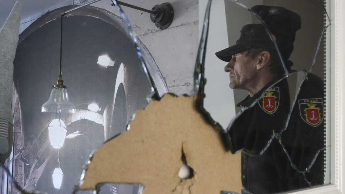 Cittadini peruviani ingannati e inviati in Ucraina: almeno 8 morti e 5 feriti