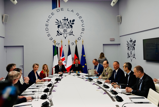 Conferenza sulla navigazione nello Stretto di Hormuz: Meloni a Parigi con Macron, Starmer e Merz
