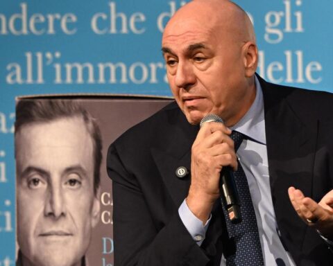 Crosetto: pressioni su Putin per l'uso di armi nucleari in Ucraina e necessità di deterrenza reale