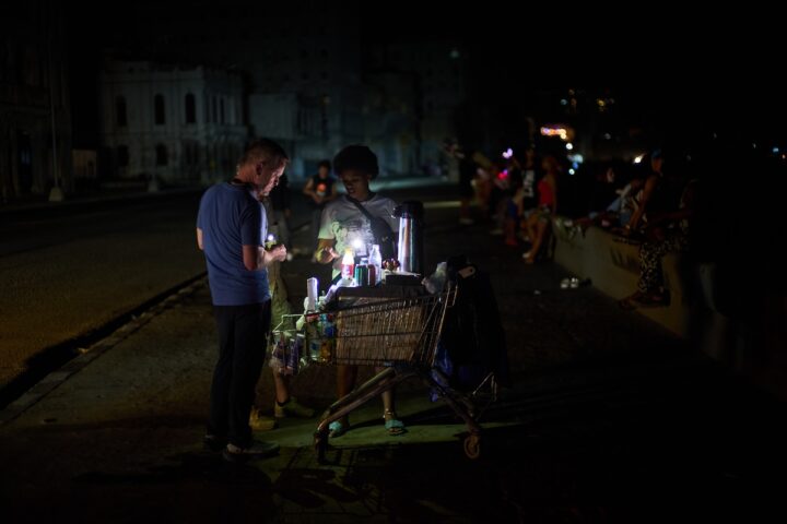 Cuba annuncia amnistia per oltre 2.000 detenuti, possibile strategia per concessioni dagli Stati Uniti