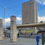 Cuba chiude ospedali per crisi energetica mentre i medici continuano a formarsi ed emigrare