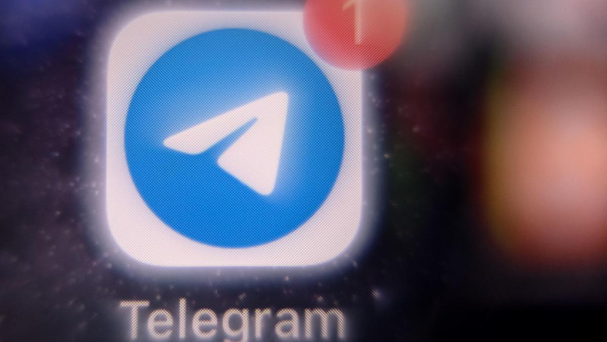 Donne, foto e video condivisi senza consenso su Telegram: l'allerta dell'Ong Ai Forensics