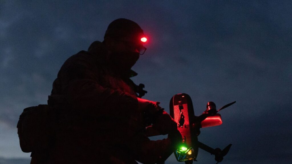 Droni ucraini colpiscono rafineria di petrolio nella città russa di Ufa