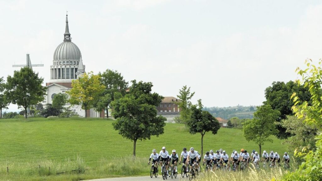 Due ciclisti muoiono alla Granfondo Torino dopo malori nell'ultima parte della corsa