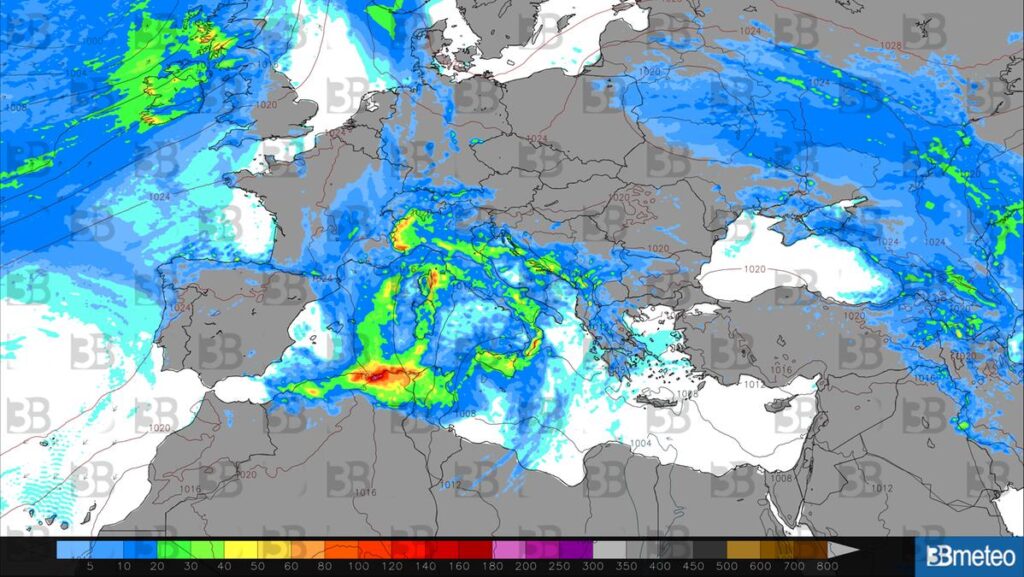 Due sistemi depressionari in arrivo sull'Italia: attese forti piogge e calo delle temperature dal 12 aprile