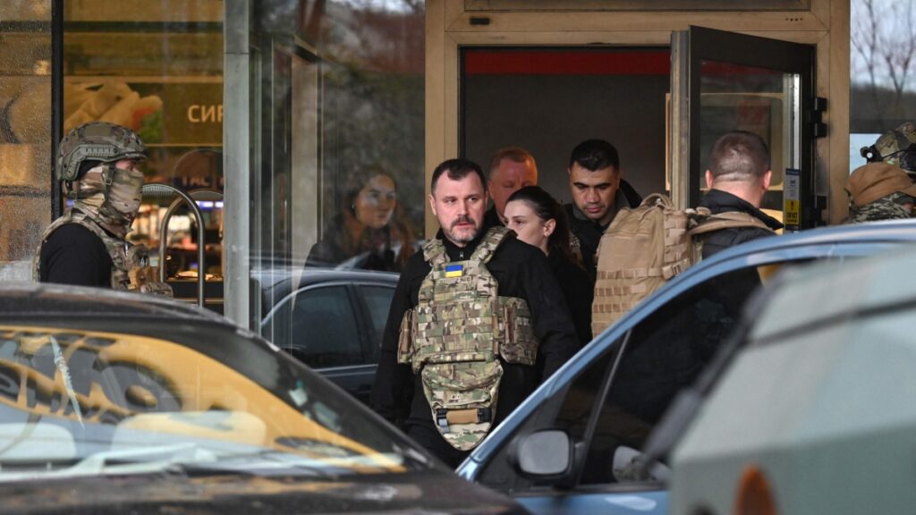 Elezioni in Bulgaria: l'ex presidente filorusso Radev favorito per la vittoria