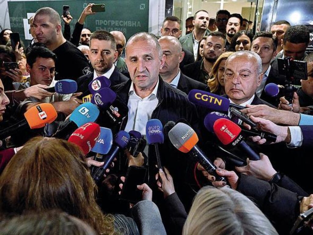 Elezioni in Bulgaria, vince Radev: «Combatteremo la corruzione»