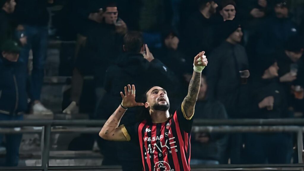 Facundo Piazze conquista i tifosi con prestazioni decisive e sguardo sulla promozione