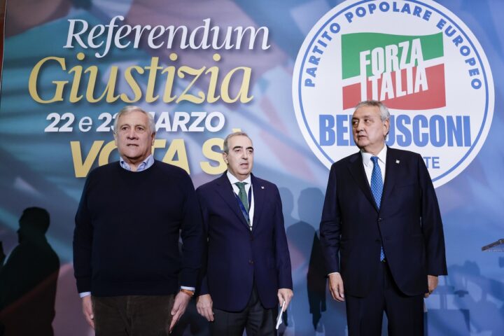 Forza Italia, domani l'assemblea decide sul nuovo capogruppo dopo il vertice a Milano
