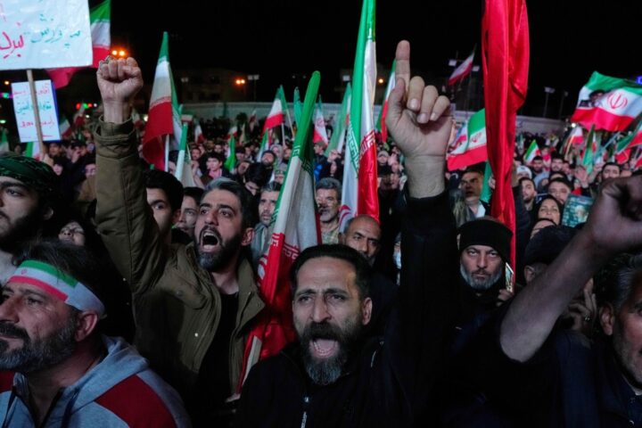 Giovani iraniani disillusi mentre il regime rivendica la vittoria e il mondo sembra dimenticarli