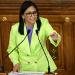 Gli Stati Uniti sollevano le sanzioni contro Delcy Rodríguez, presidente ad interim del Venezuela
