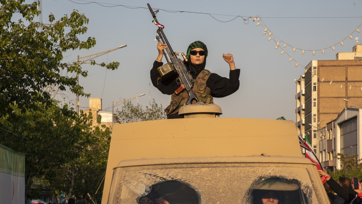 Gli Usa sospendono sanzioni al petrolio russo fino al 16 maggio amid calo dei prezzi