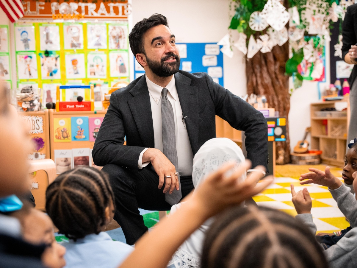 I primi 100 giorni di Zohran Mamdani come sindaco di New York: promesse tradite e sfide governative