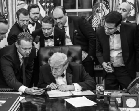 I repubblicani accusano i democratici di fomentare la violenza politica dopo l'attentato alla cena dei corrispondenti della Casa Bianca