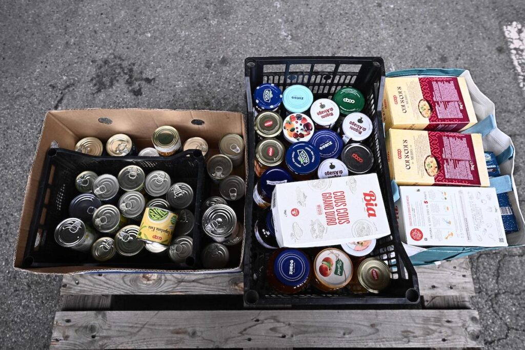 Il cibo per Gaza raccolto a Genova resta fermo da sei mesi in Giordania