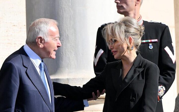 Il futuro di Forza Italia: Tajani e Berlusconi annunciano un nuovo corso politico