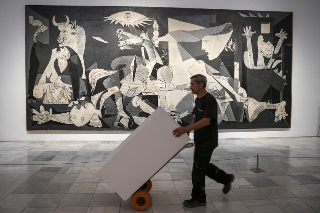 Il governo spagnolo rifiuta di spostare “Guernica” al Guggenheim di Bilbao per ragioni di sicurezza