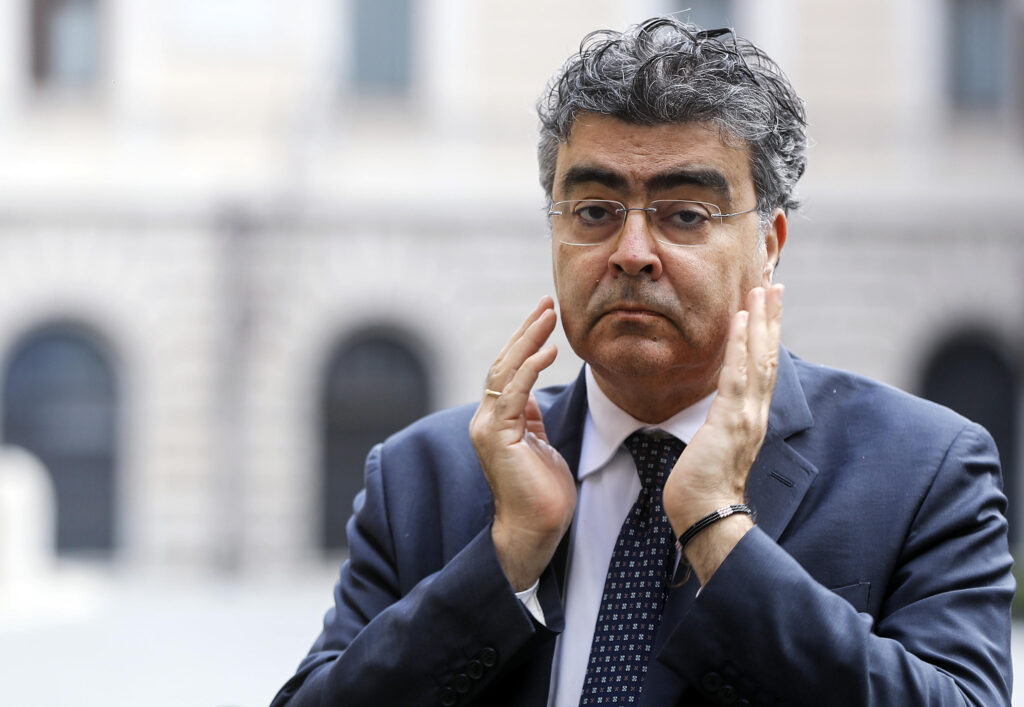 Il Pd di Milano chiede la fine del gemellaggio con Tel Aviv, Fiano critica l'assenza di dialogo