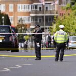 Il Regno Unito aumenta il livello d’allerta terroristica dopo accoltellamento di due ebrei a Londra