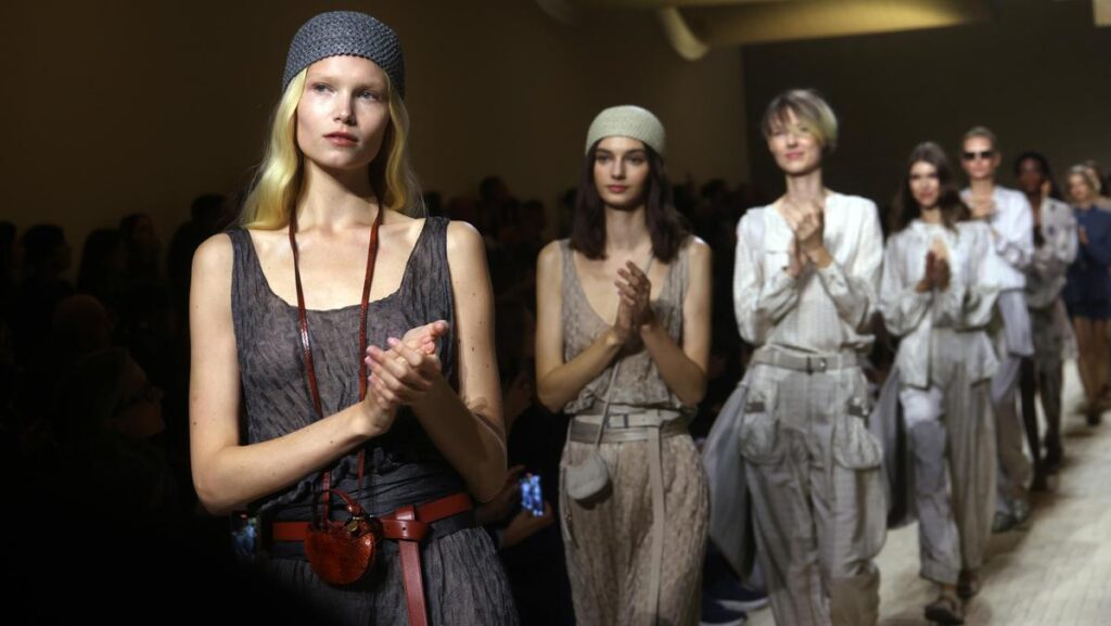 Il ritorno della magrezza in passerella: l'industria della moda ignora la body positivity