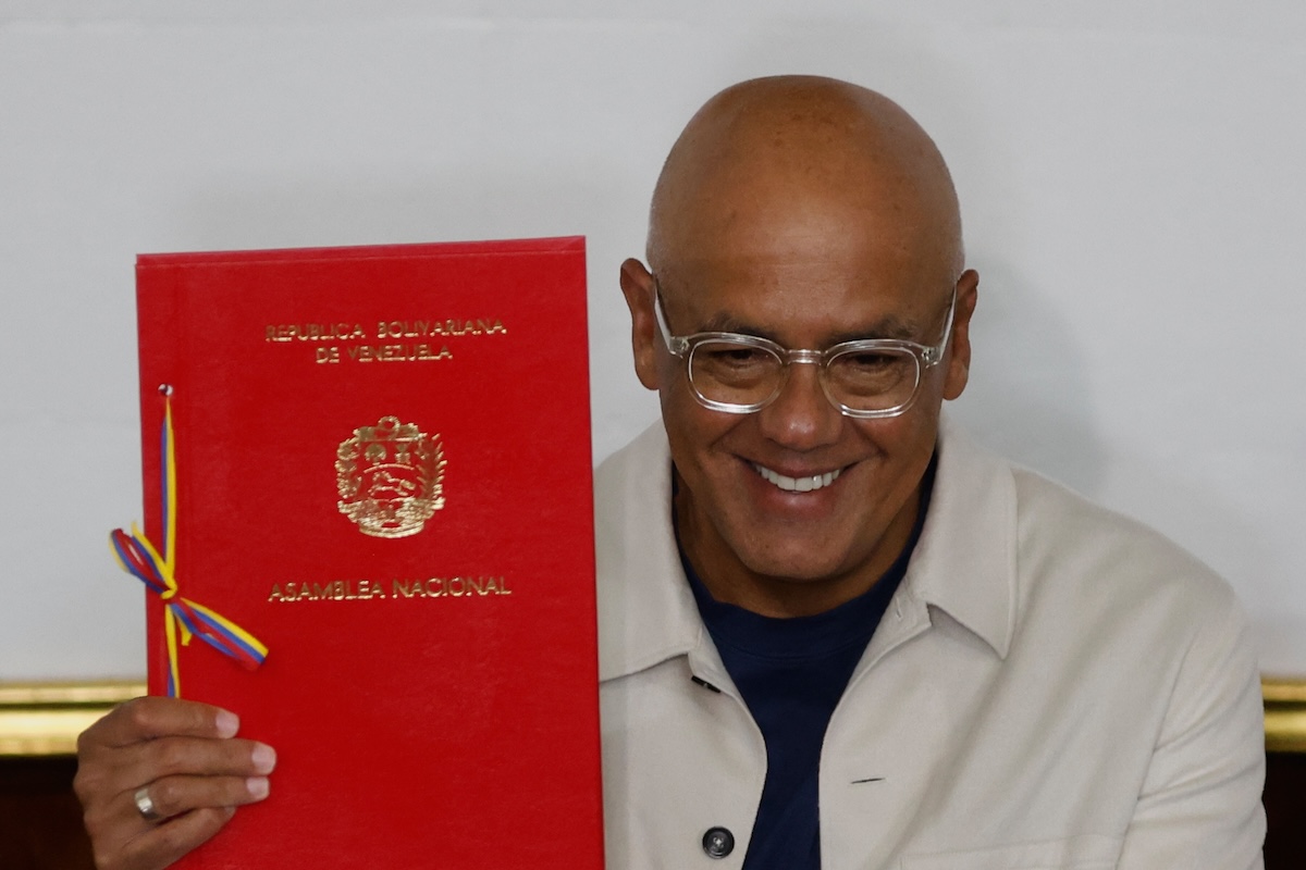 Il Venezuela autorizza concessioni minerarie a investitori stranieri per ampliamento economico